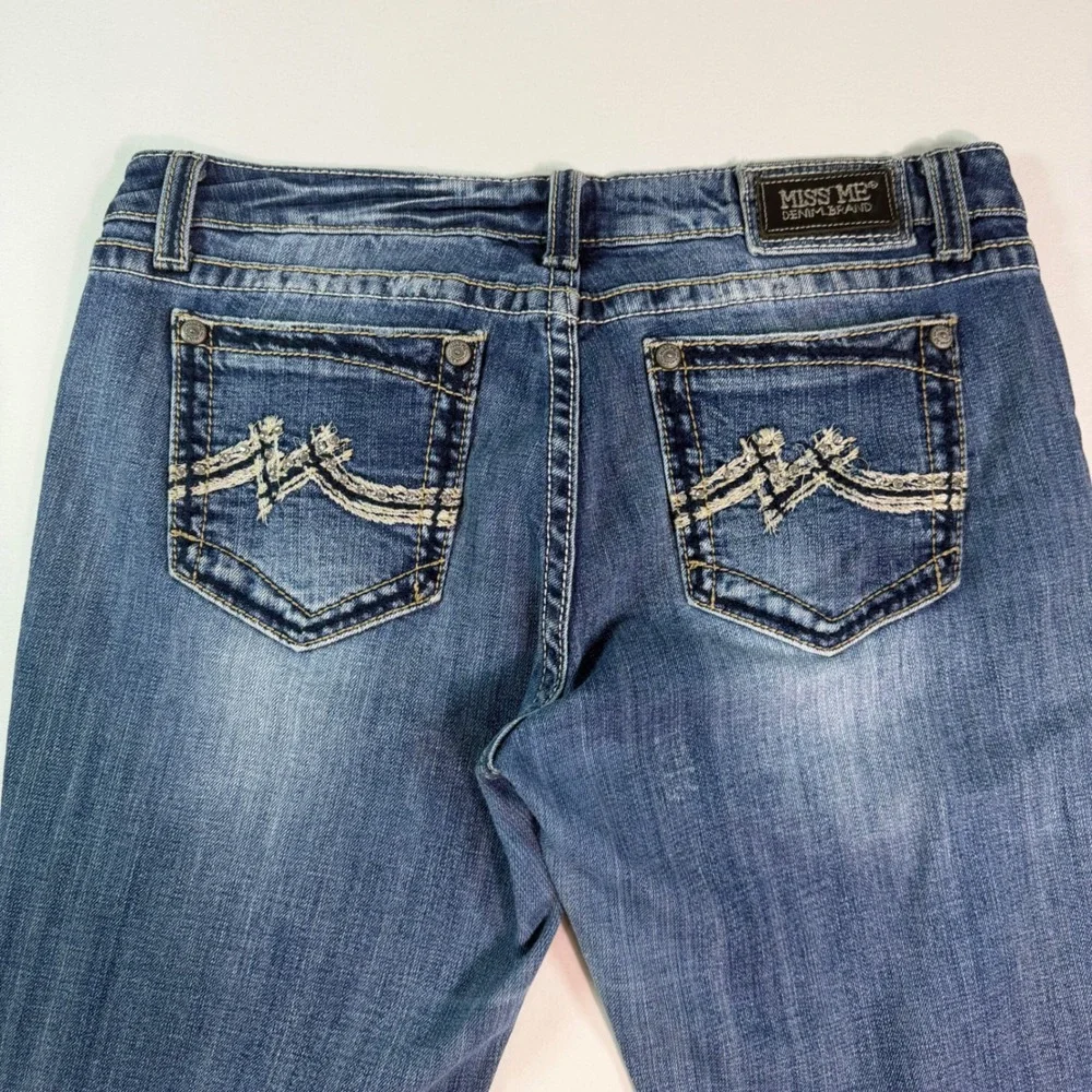 Miss Me Bootcut Jeans Medium Wash‎ Embroidered Rhinestone Pockets Size 36x33
